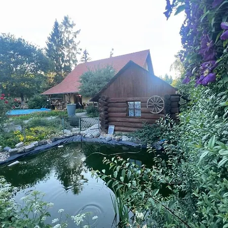 The Garden Oasis * Tremblat